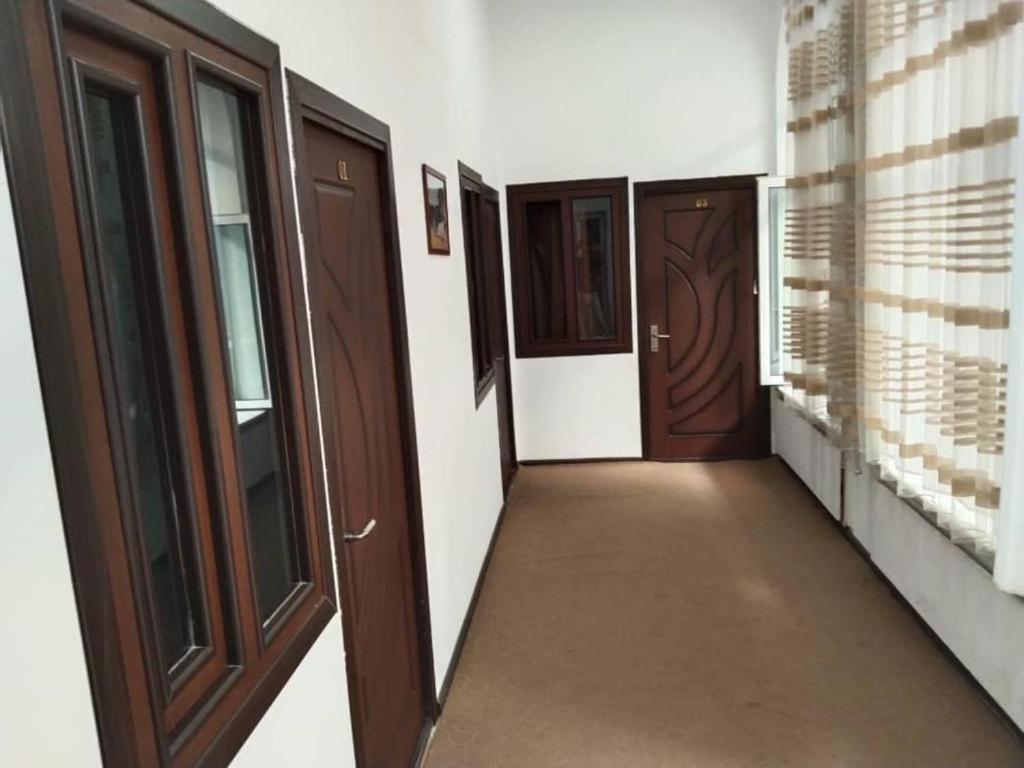 Kamal Hotel Ташкент Экстерьер фото